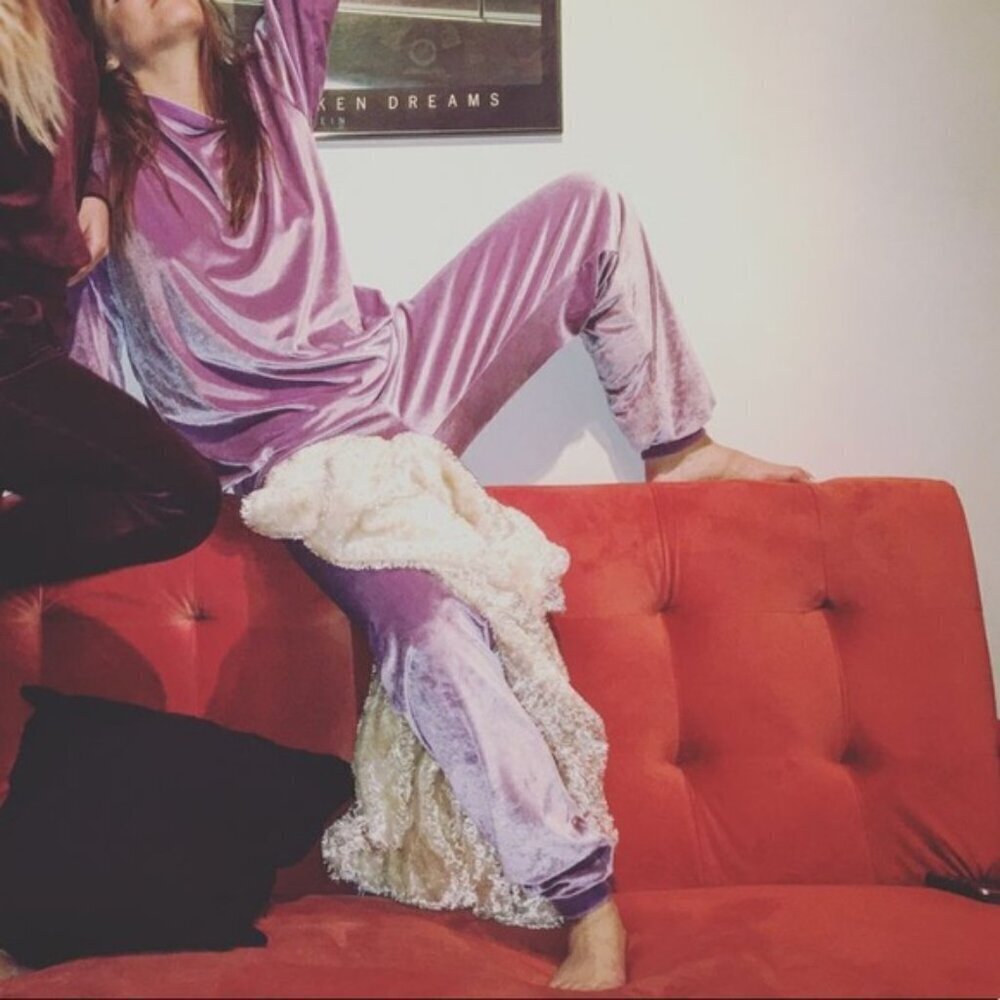 Laina Rauma Velour Cotton Candy Clouds Jogger Sweatpants – Size M